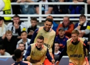 开云体育sports-包含今晚纽卡斯尔备战欧联，防线松动细节曝光，底气十足，球队文化再被提及的词条-开云体育sports