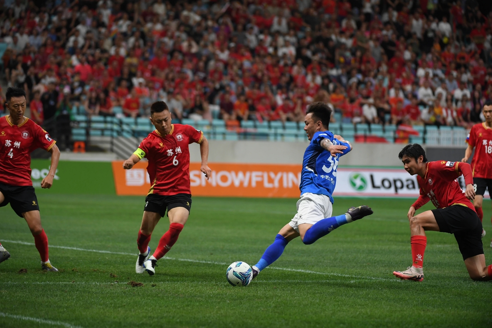 中超今晚走向成谜，里昂迎来里程碑，赛场秩序良好，球队文化再被提及