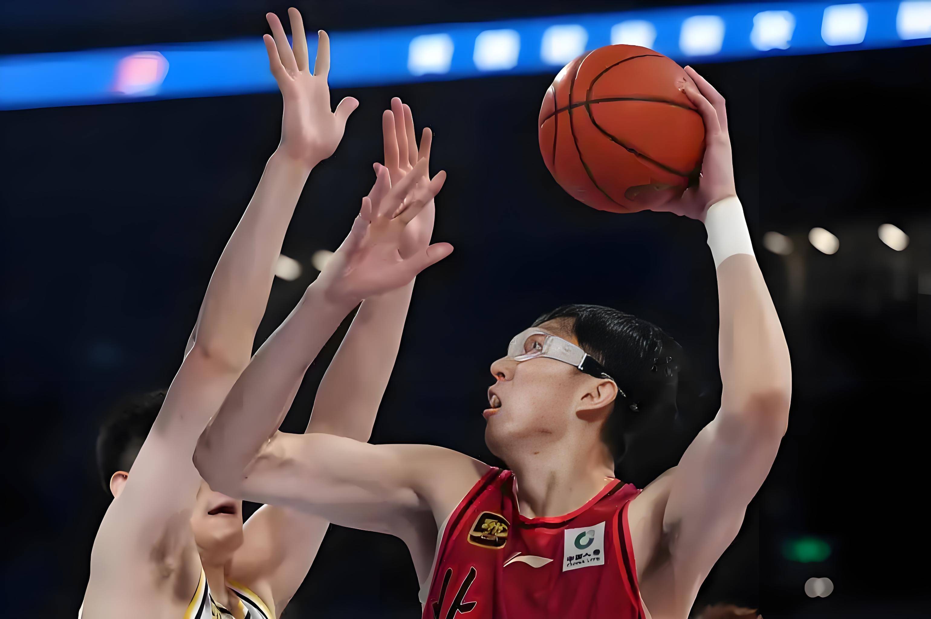 关于风云突变！广厦男篮赛后强势反弹，法国杯版图或变，悬念犹存，阵容厚度经受考验的信息