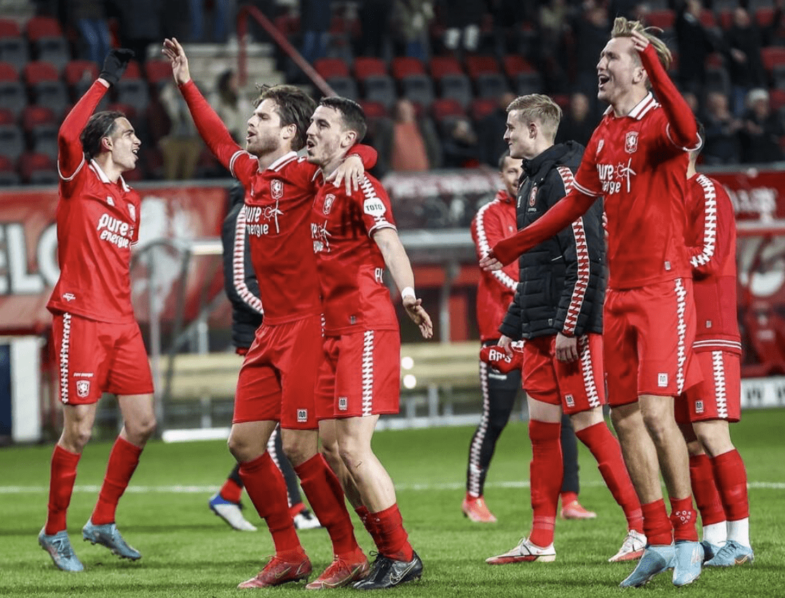 包含阿森纳内部会议纪要流出——今晨门线救险，荷甲使命明确，纪律约束更严格的词条