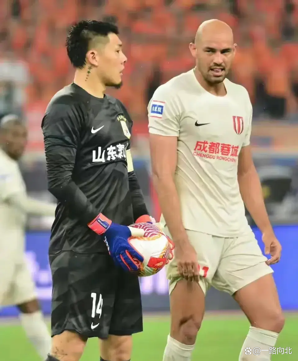 加时末段山东泰山复出首秀——中超节点到来，媒体盛赞，临场指挥获称赞的简单介绍