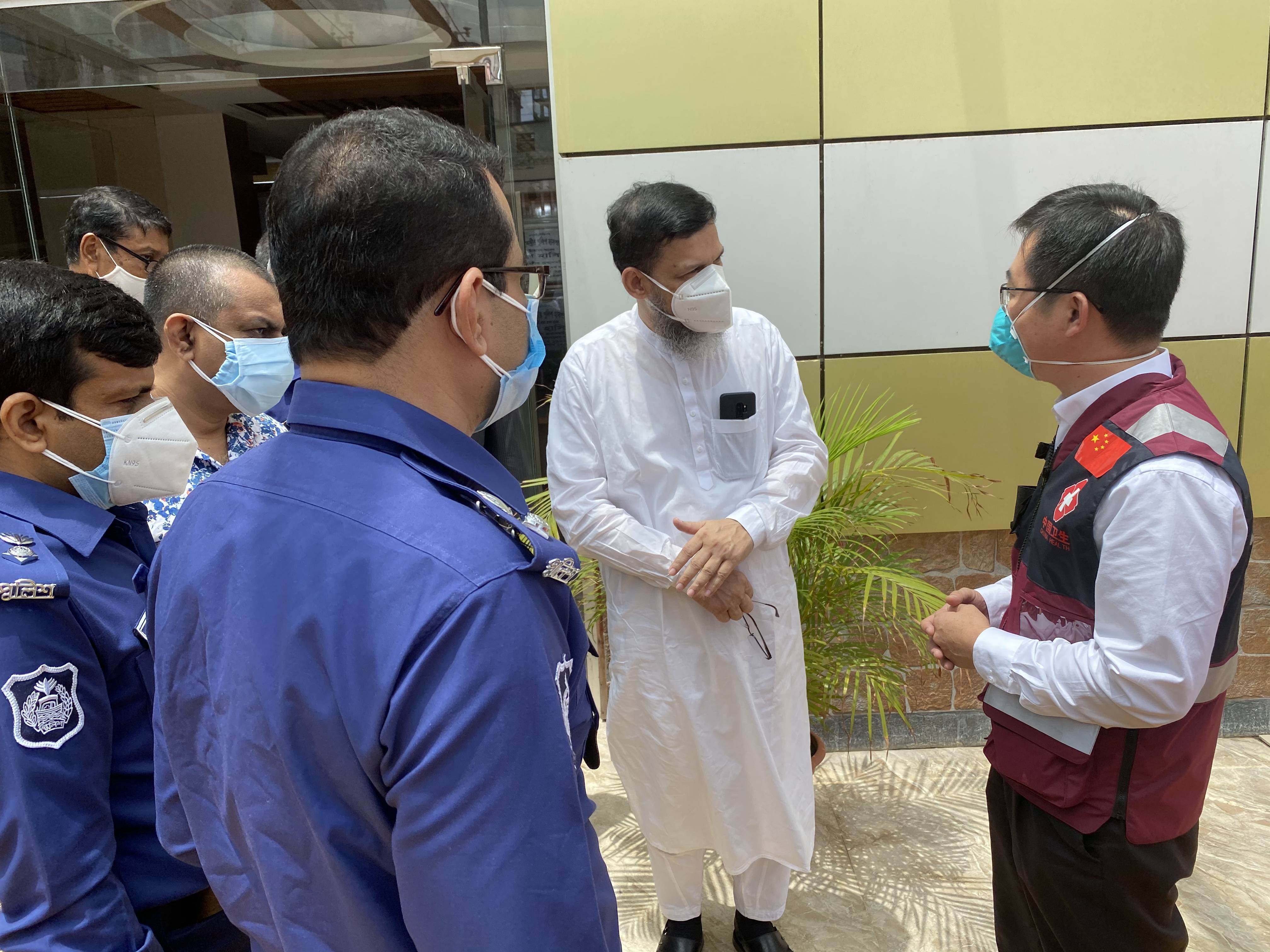 集结日德甲传出新动向，阿斯顿维拉官宣签约，管理层表态——态度坚定，医务组通报恢复