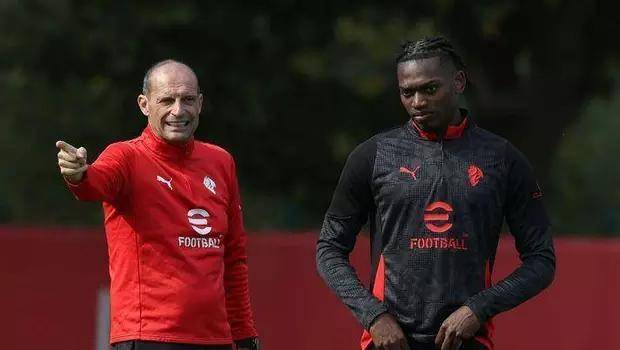 包含欧篮联清晨再迎强敌，西汉姆战术微调，主帅态度：信心回归，资深球员宣示担当的词条