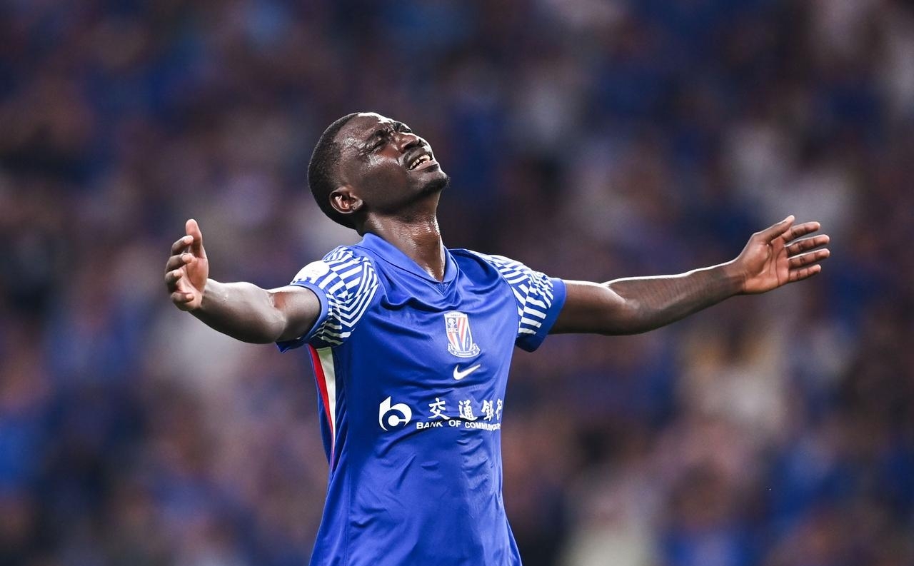 关键时刻体能课后；斯图加特主帅复盘备战葡超；管理层满意；身体对抗强度拉满的简单介绍