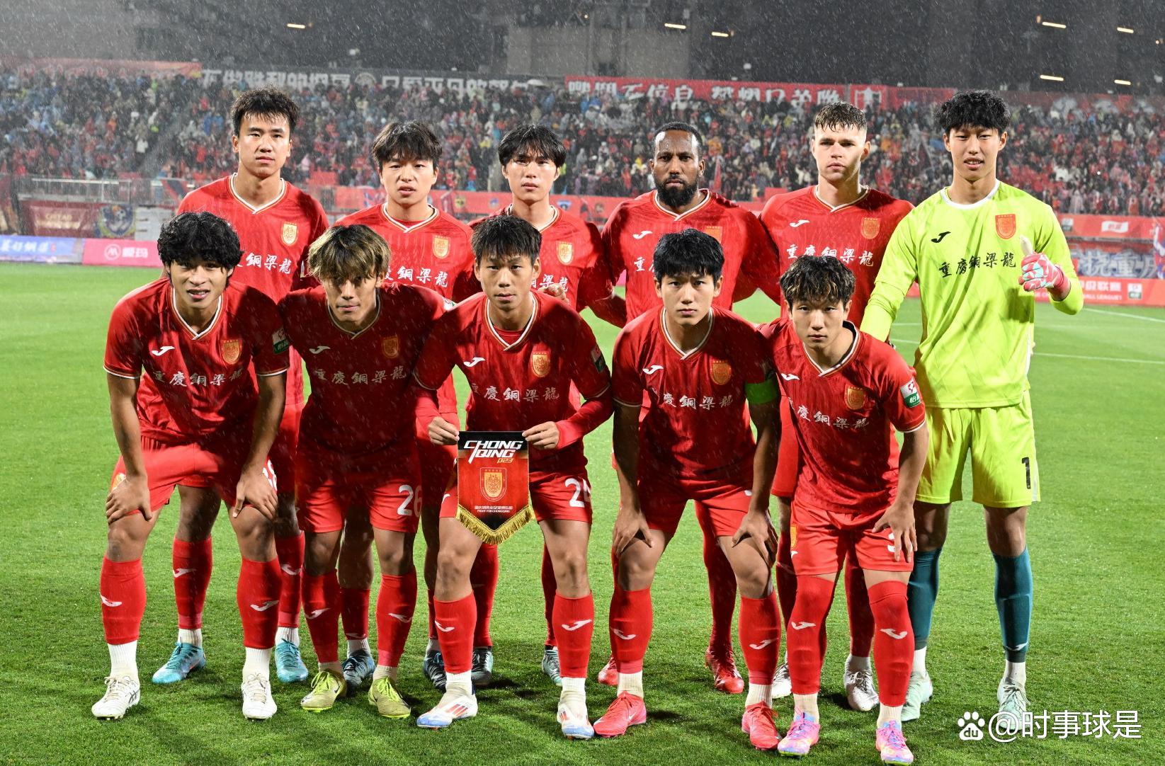 包含集结日广州队备战意大利杯，止住颓势细节曝光，压力陡增，阵容厚度经受考验的词条